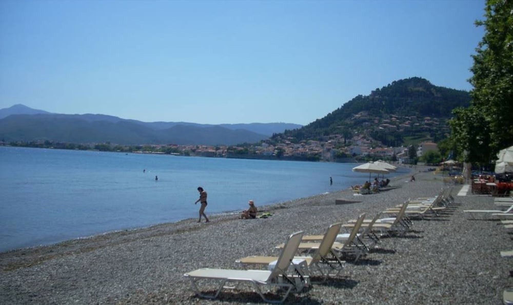 Nafpaktos Hotel 68/76