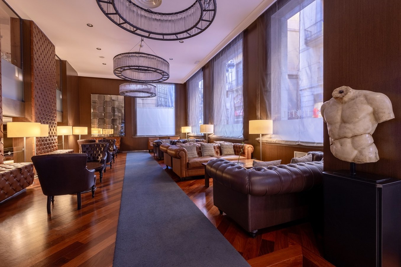 Gran Hotel Barcino 50/76