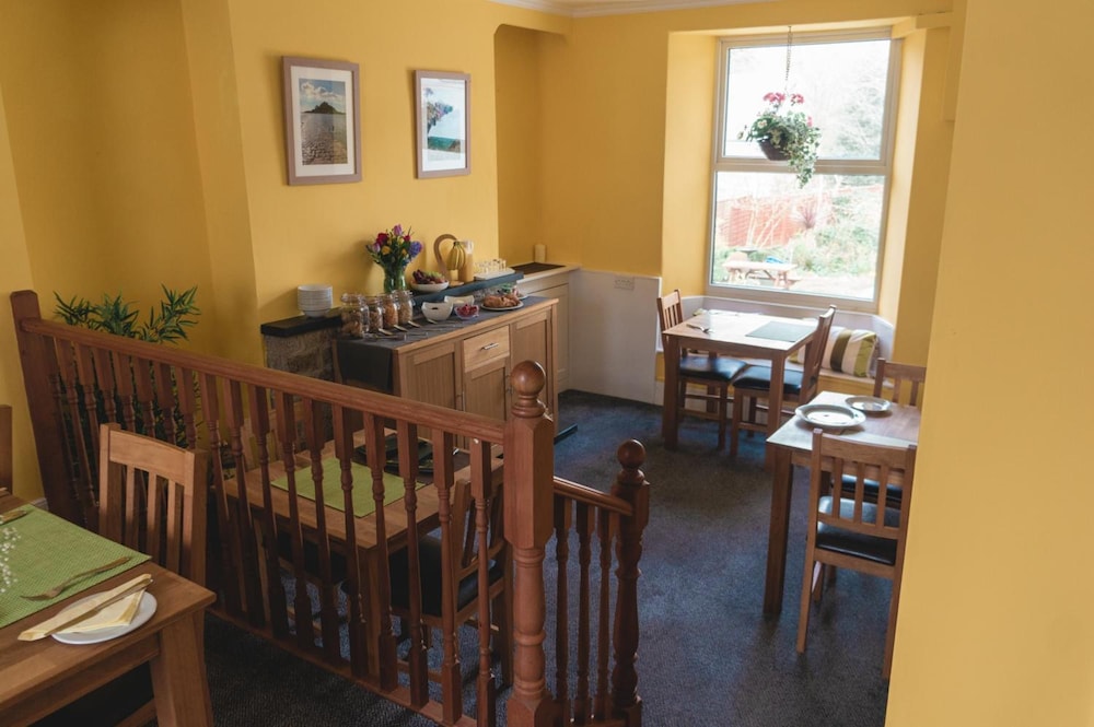 Strathallan Guest House 41/50