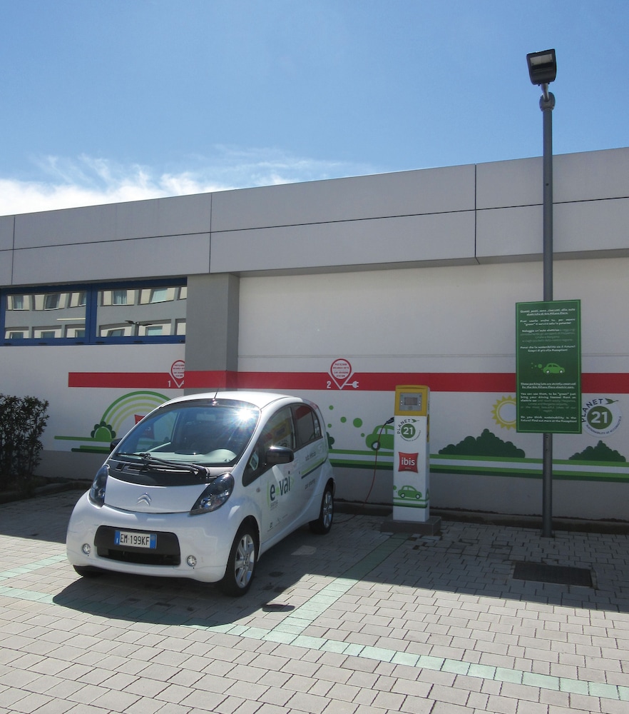 Ibis Milano Fiera 64/70