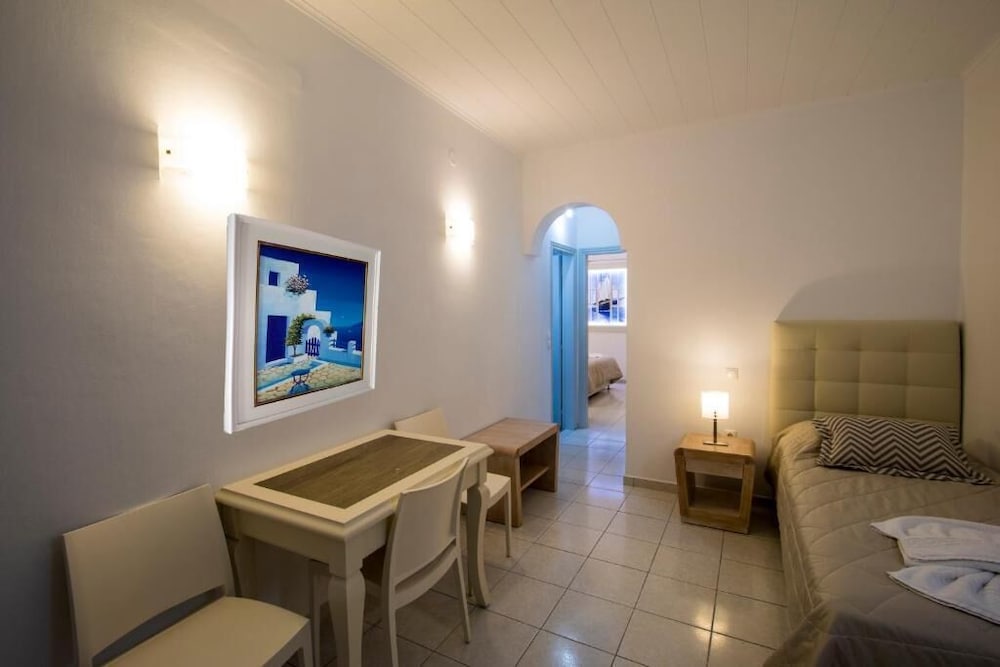 Erato Apartments Santorini 41/75