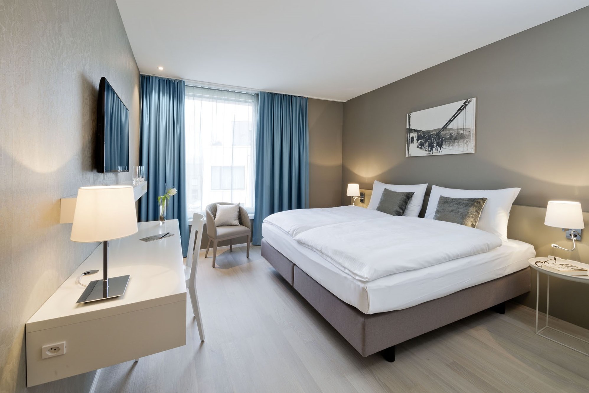 Hotel Kettenbrucke 12/71