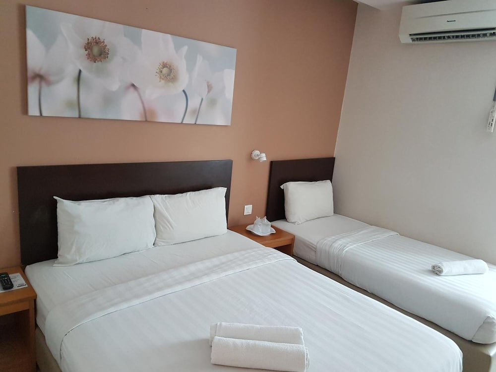 Hotel Asia 12/65
