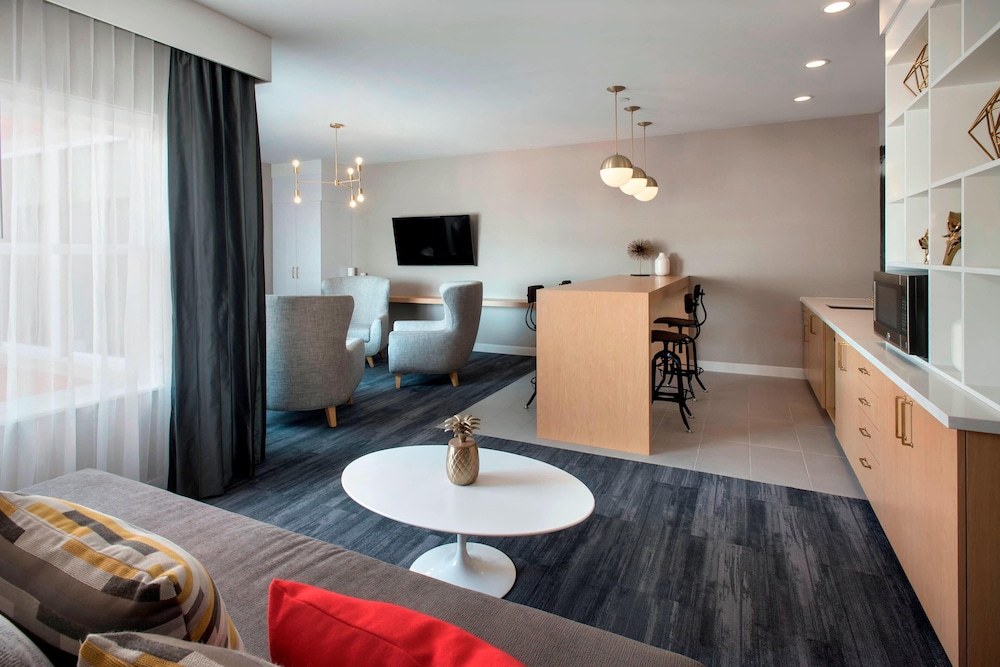 Residence Inn By Marriott New York Long Island East End 11/49