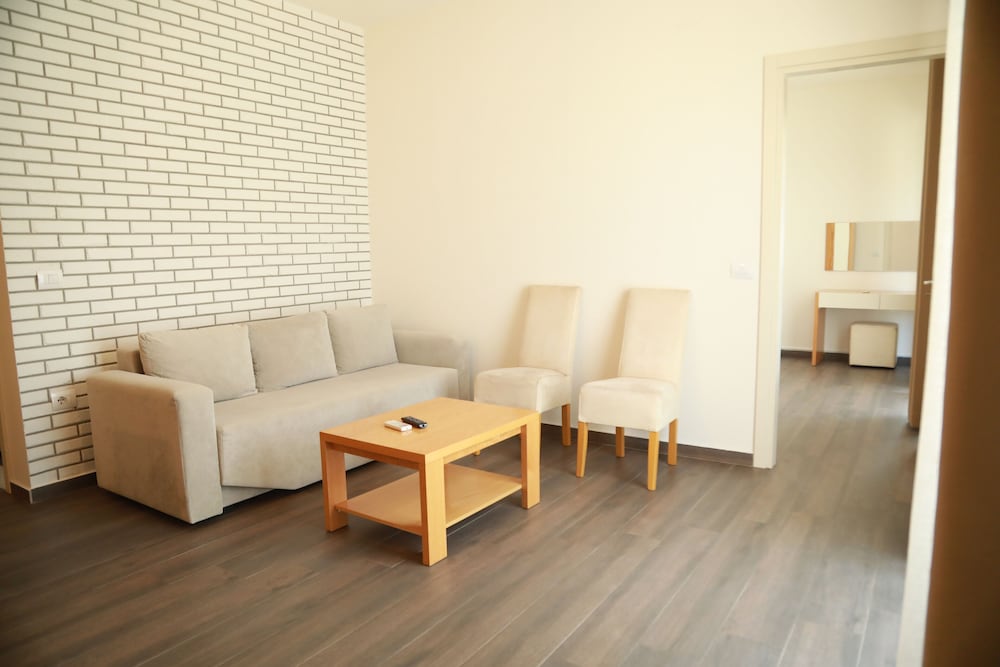 Sunrise Luxury Apartment 23/50