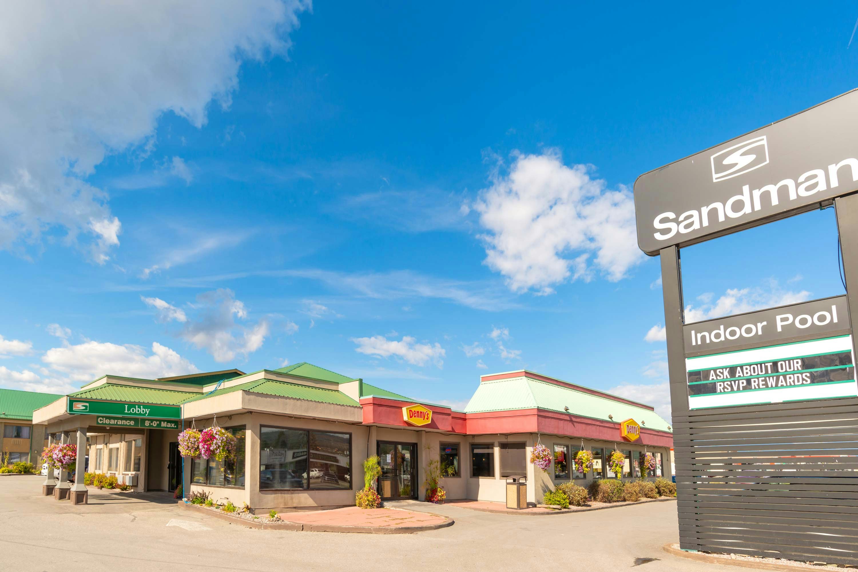 Sandman Hotel Cranbrook 2/47