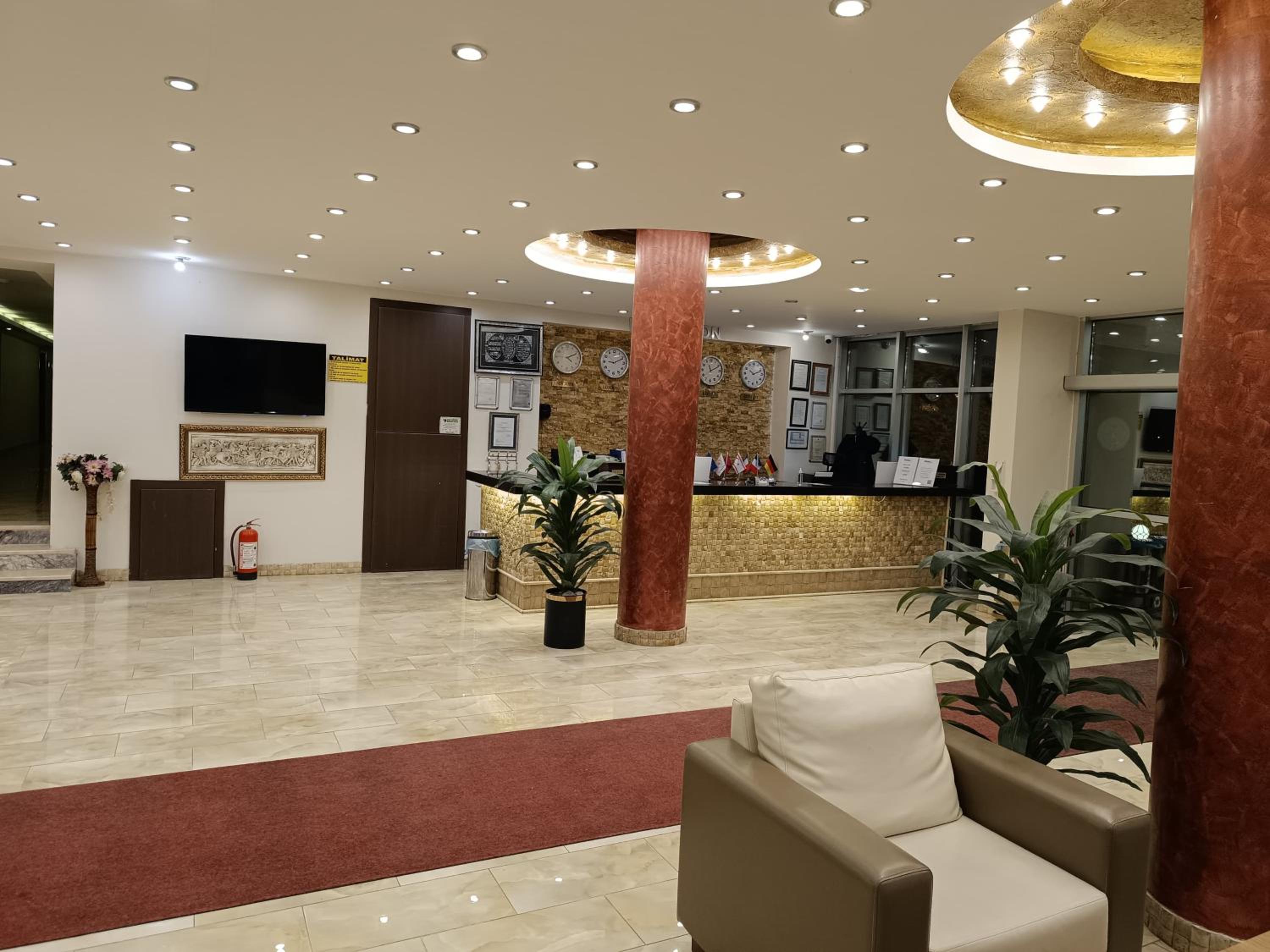 TRUVA LIFE HOTEL 11/58