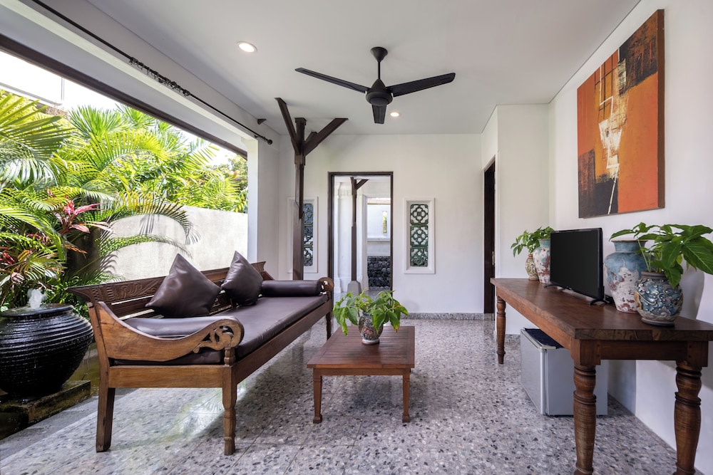 Taman Harum Cottages 50/80