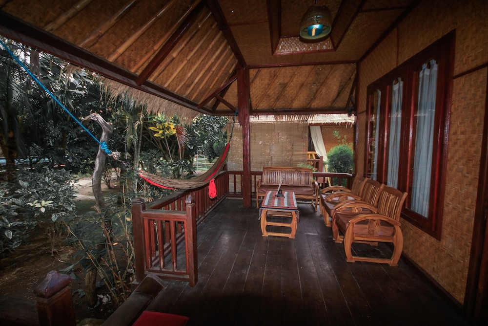 Sejuk Cottages 24/50