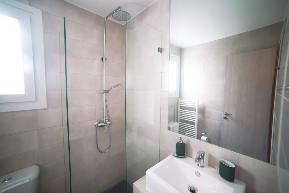 Athens Morum Apartments Formionos 48/50