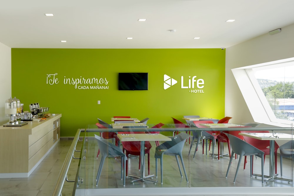 Life Hotel 35/55