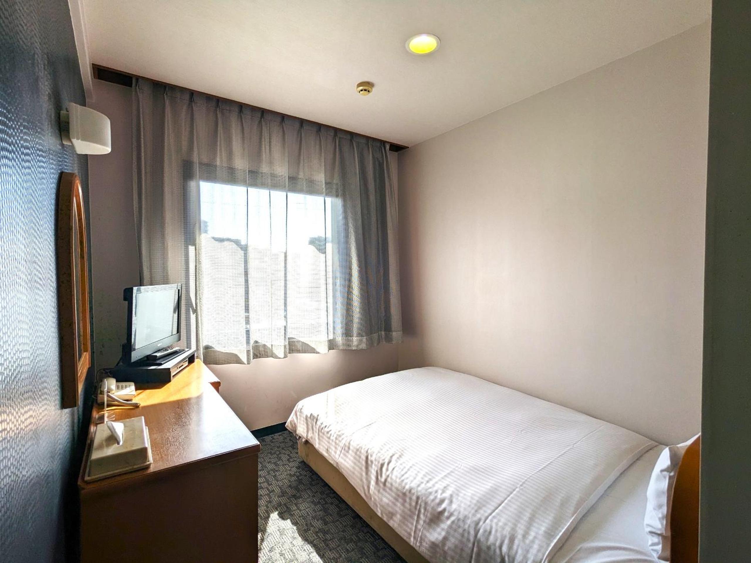 غرفة مفردة للمدخنين، Gr Hotel Suidocho 4/14