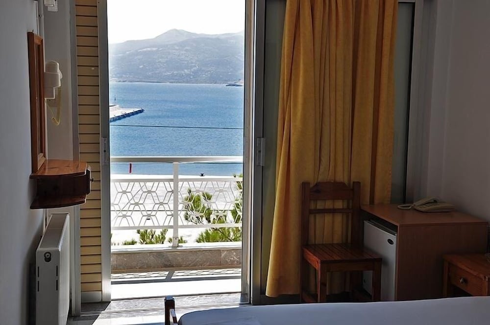 Nora Hotel 17/21