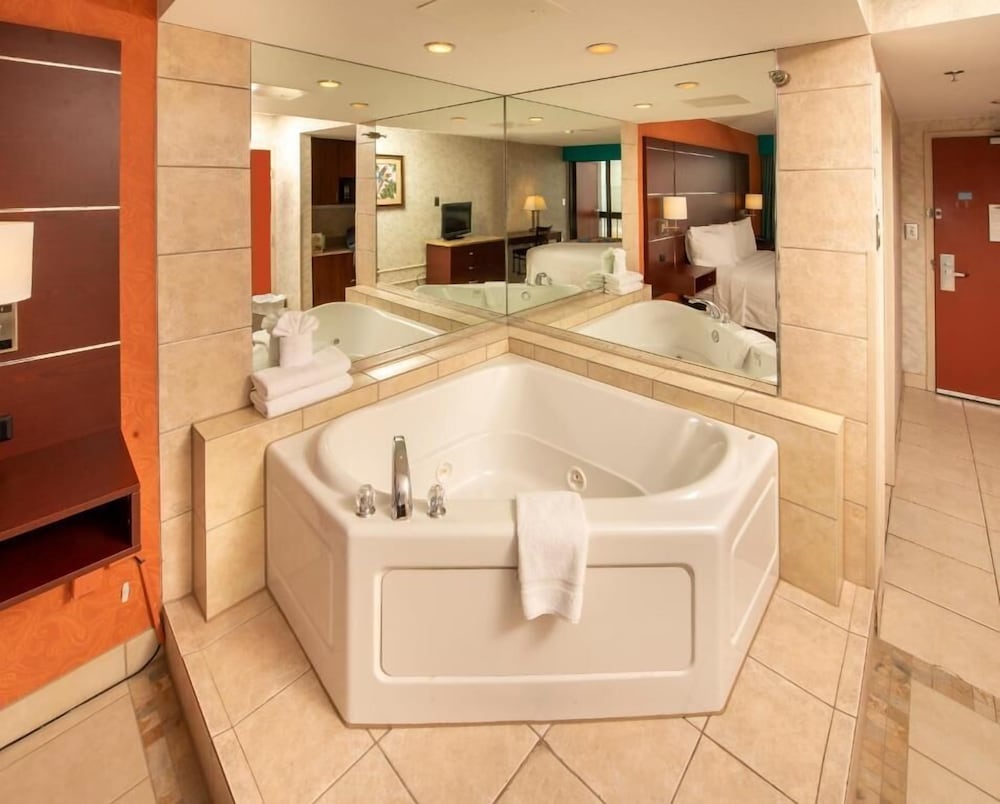 The Breakers Resort Inn 29/29