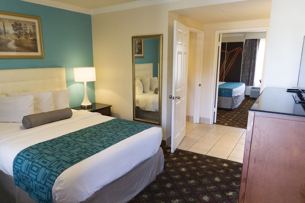 Howard Johnson by Wyndham Pasadena 19/52