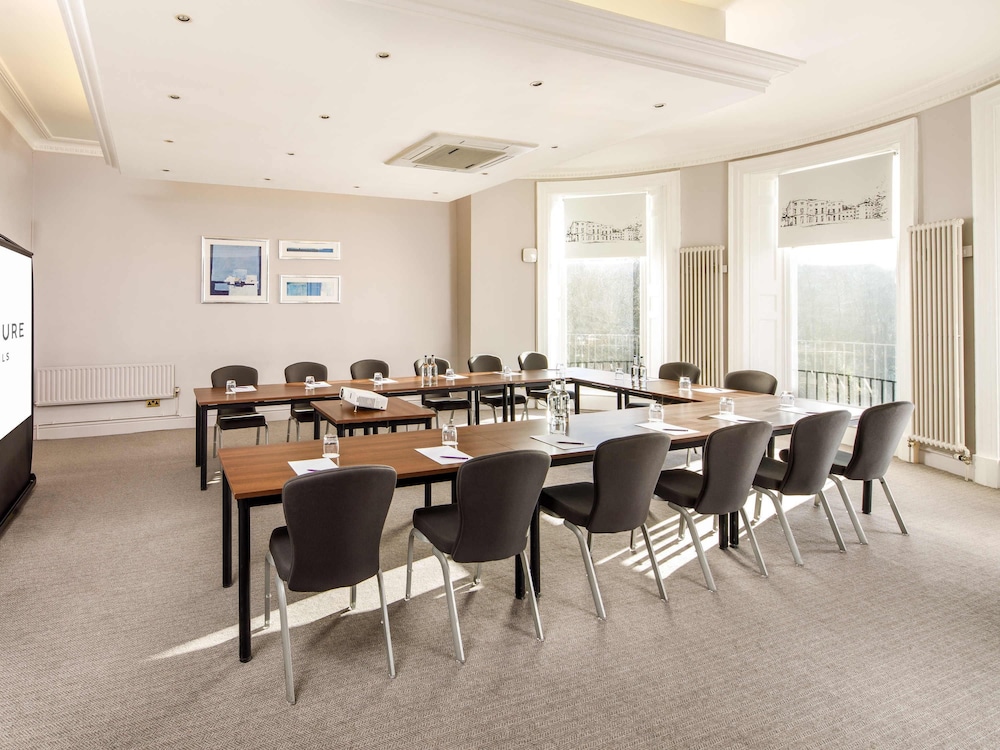 Mercure Gloucester Bowden Hall Hotel 59/70