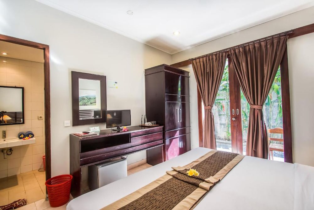 Legian Village Beach Resort 41/75