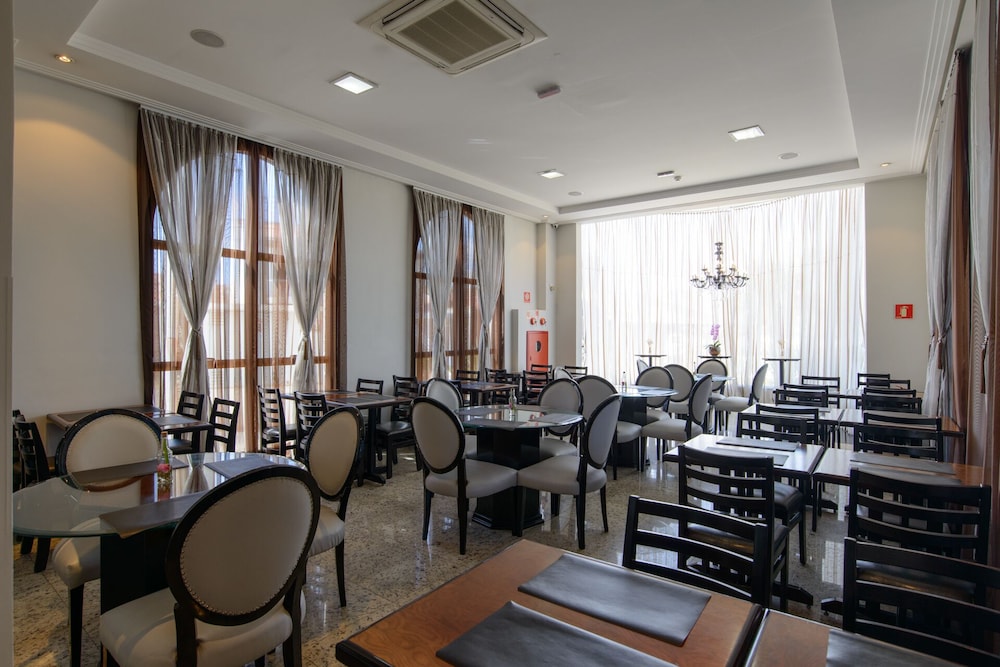 Faro Hotel Taubate 42/50