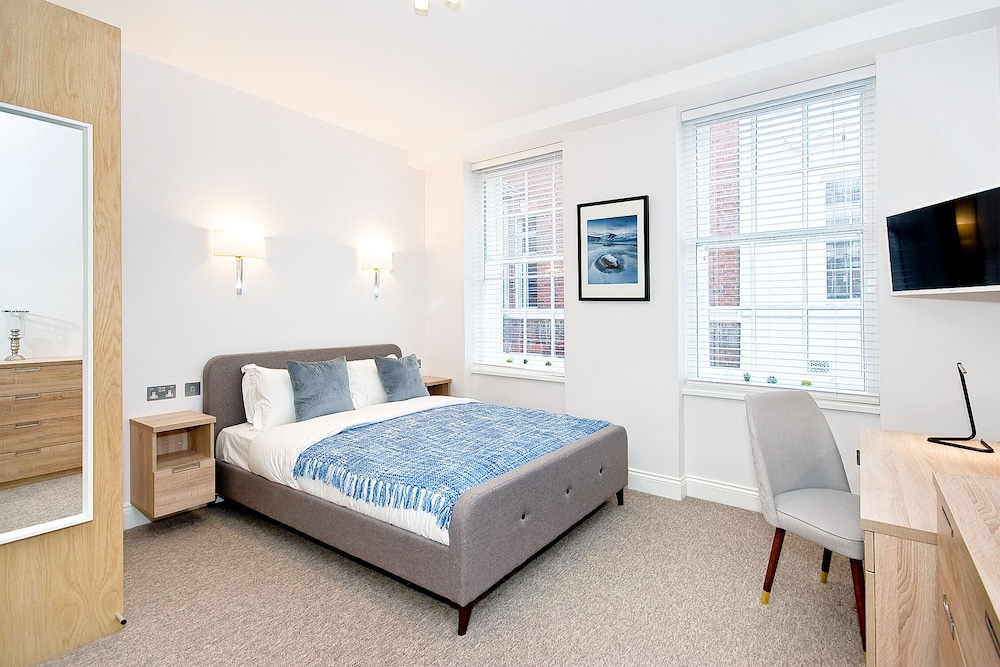Eldon Chambers London 13/41