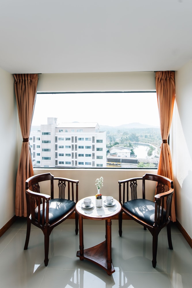 Sinkiat Thani Hotel 17/44