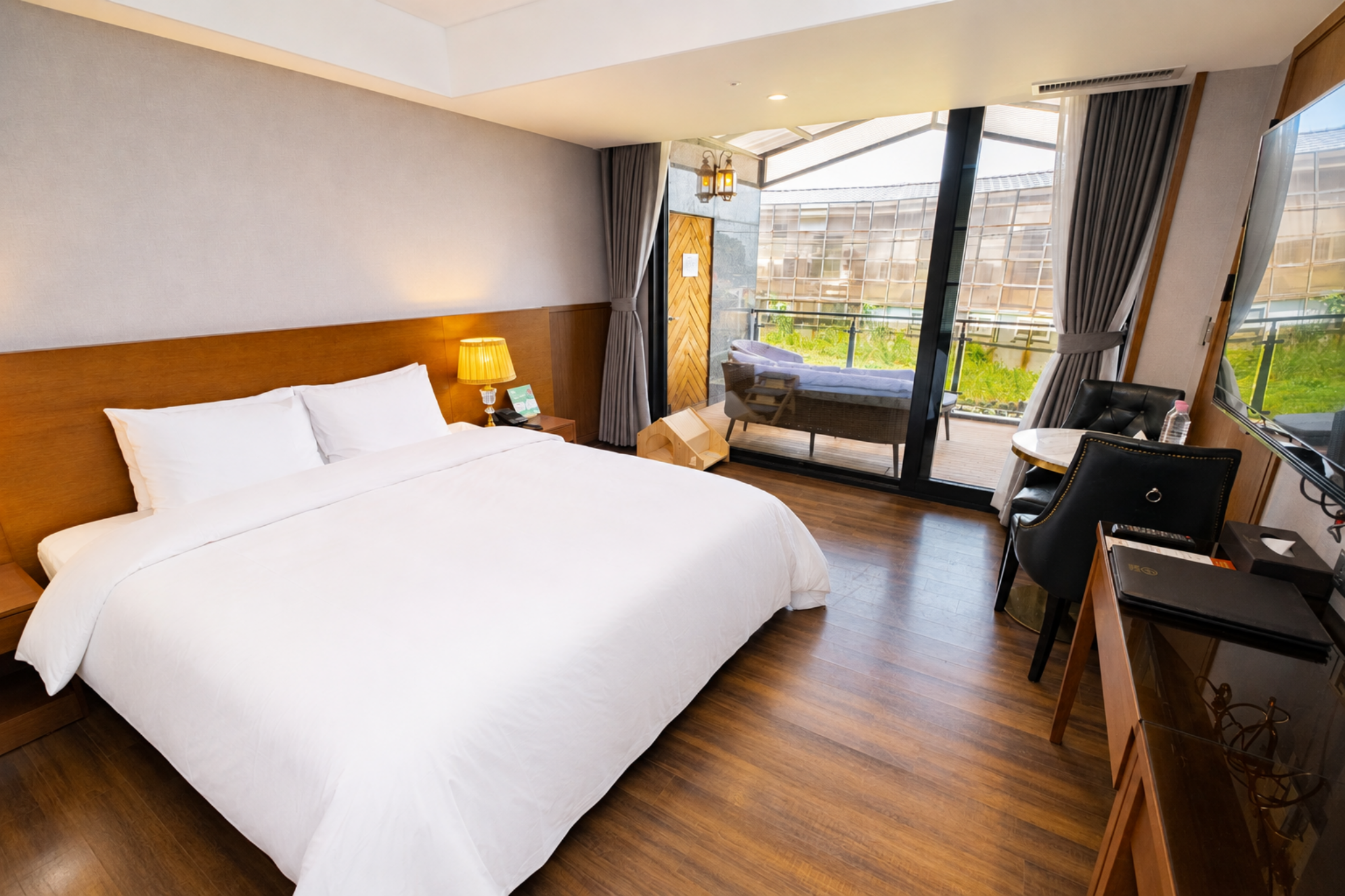 Room, Queen Bed, Pet Friendly, Private Infinity Pool, Terrace, Accessible