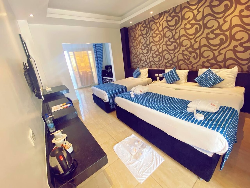 Bellagio Beach Resort & Spa 13/50