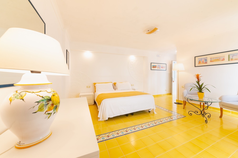 Hotel Villa Bianca 50/50