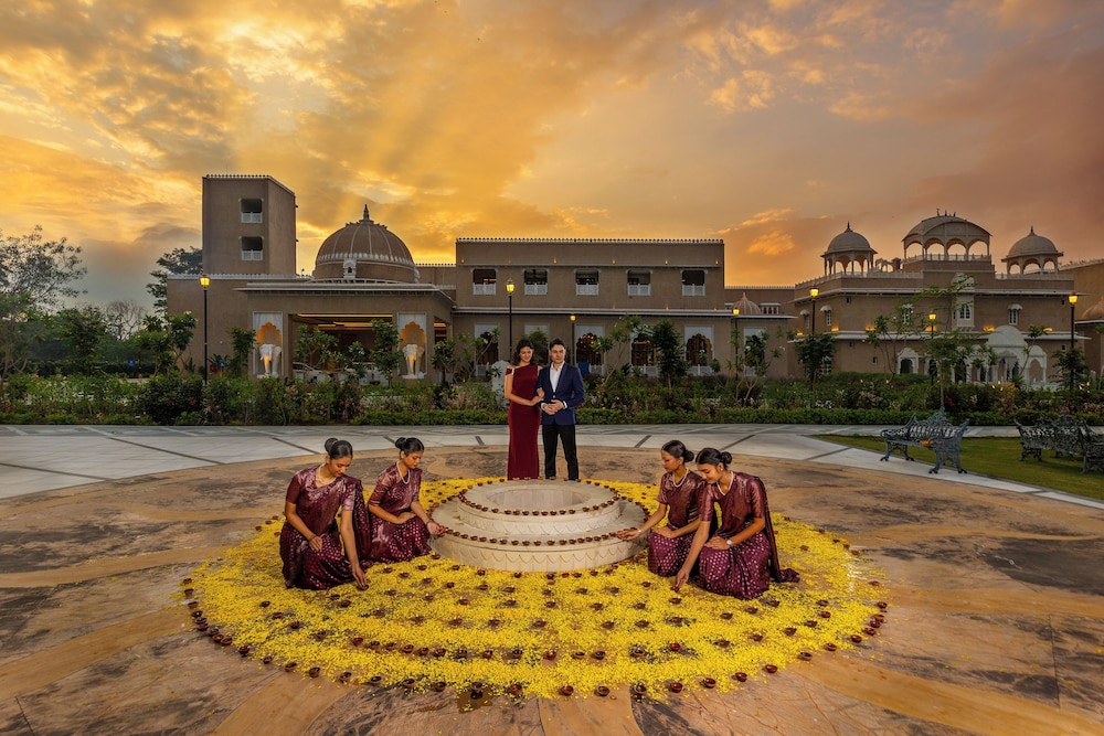 Taj Lalit Bagh 112/116