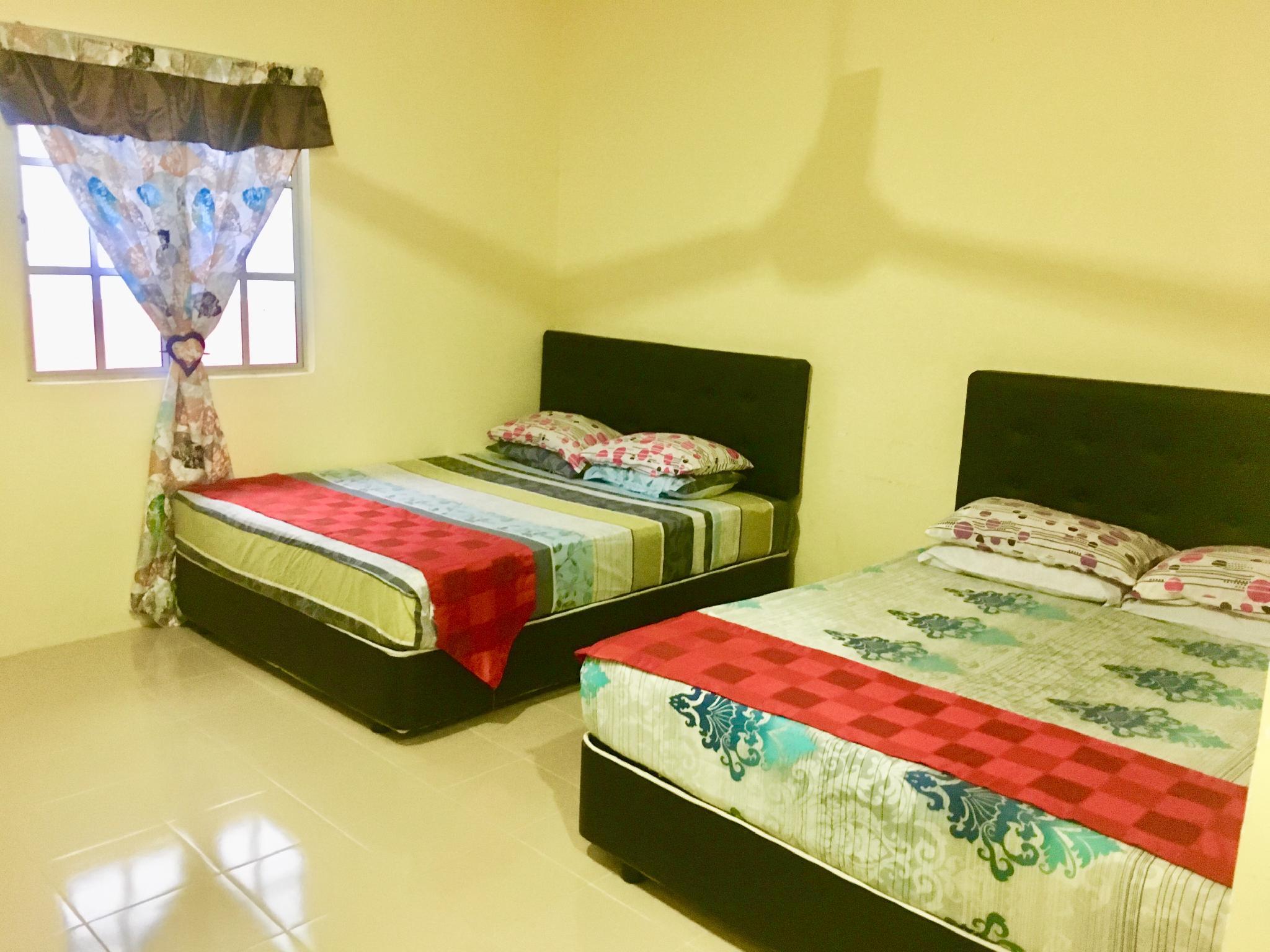 D'warung Motel 6/29