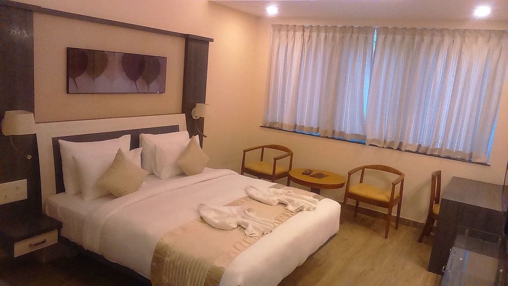 Prestige Hotel 15/50