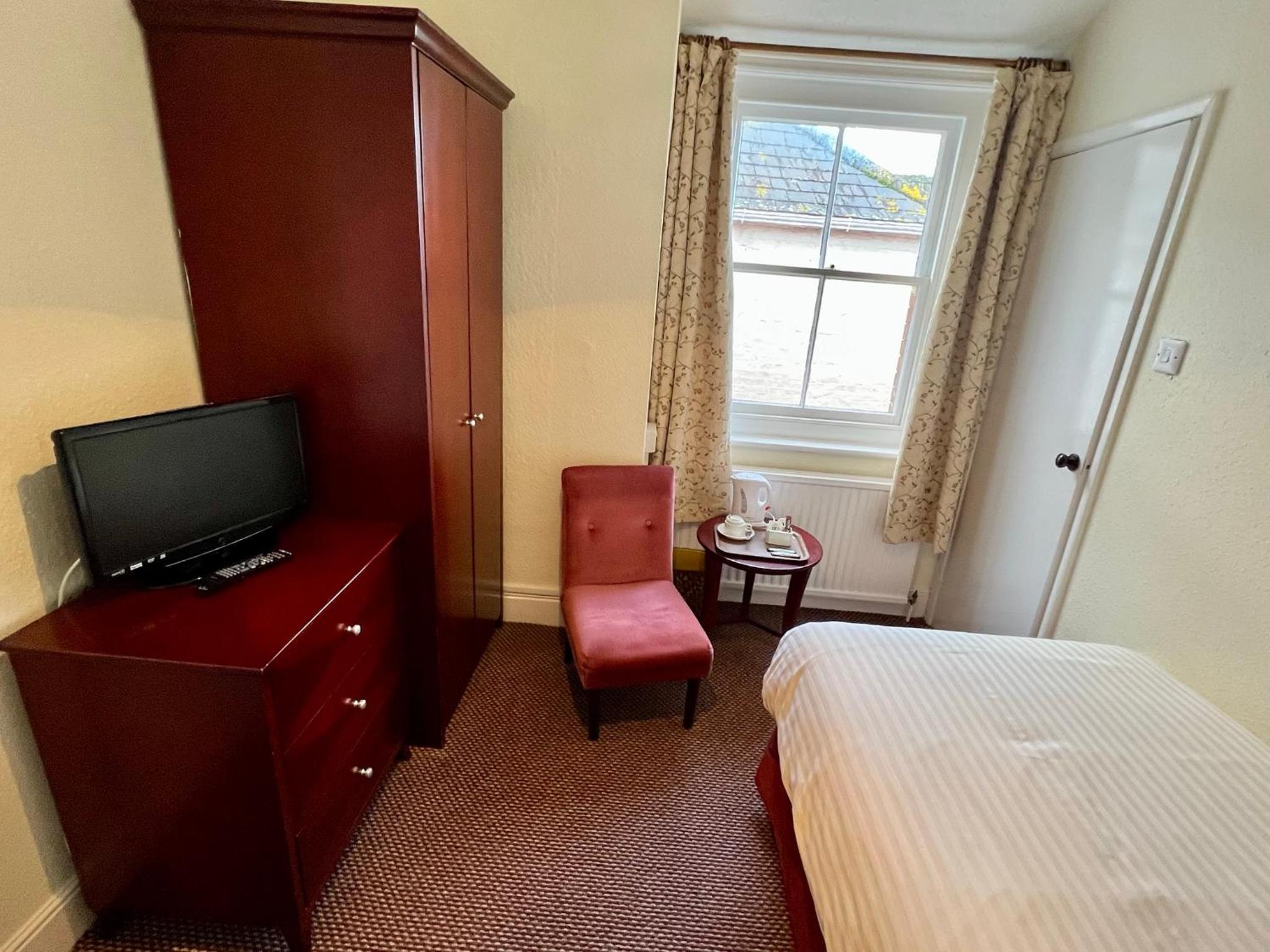 Calverts Hotel - Newport Isle of Wight 30/53