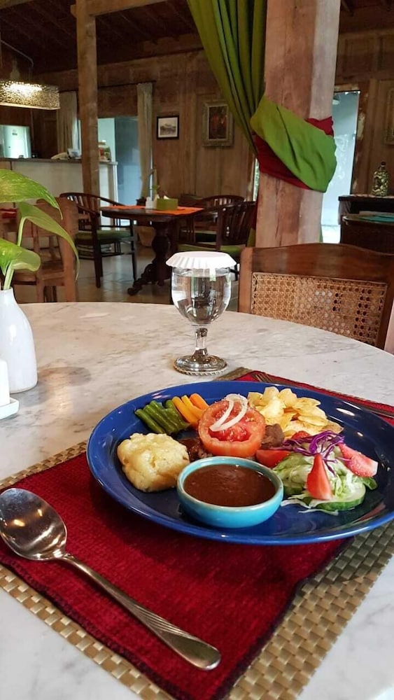 Rumah Batu Boutique Hotel 30/62