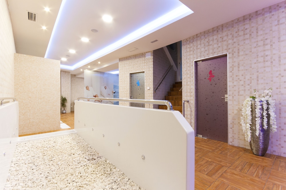 Hotel El Tajo and Spa 6/65