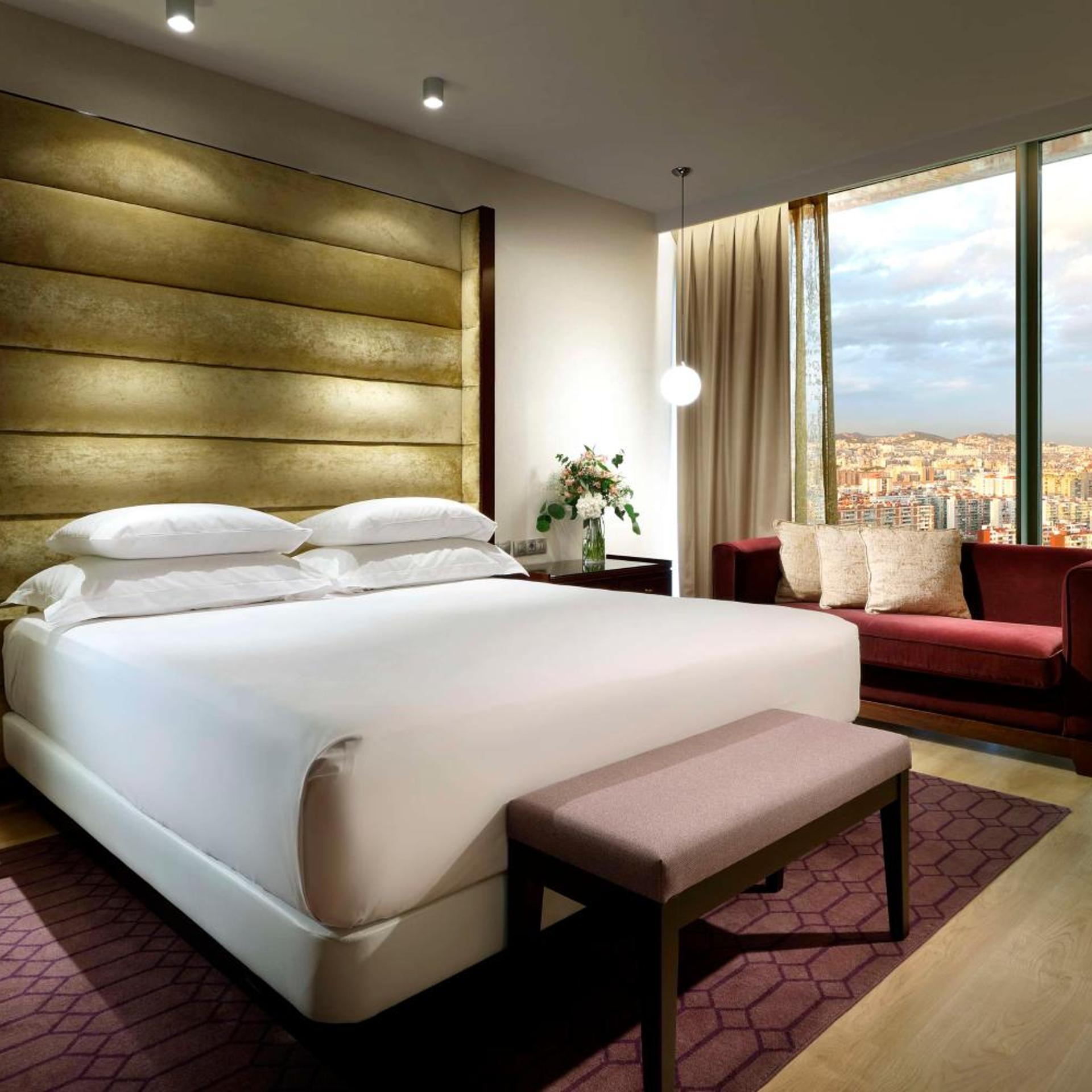 Deluxe, King Bed, Panoramic View, High Floor