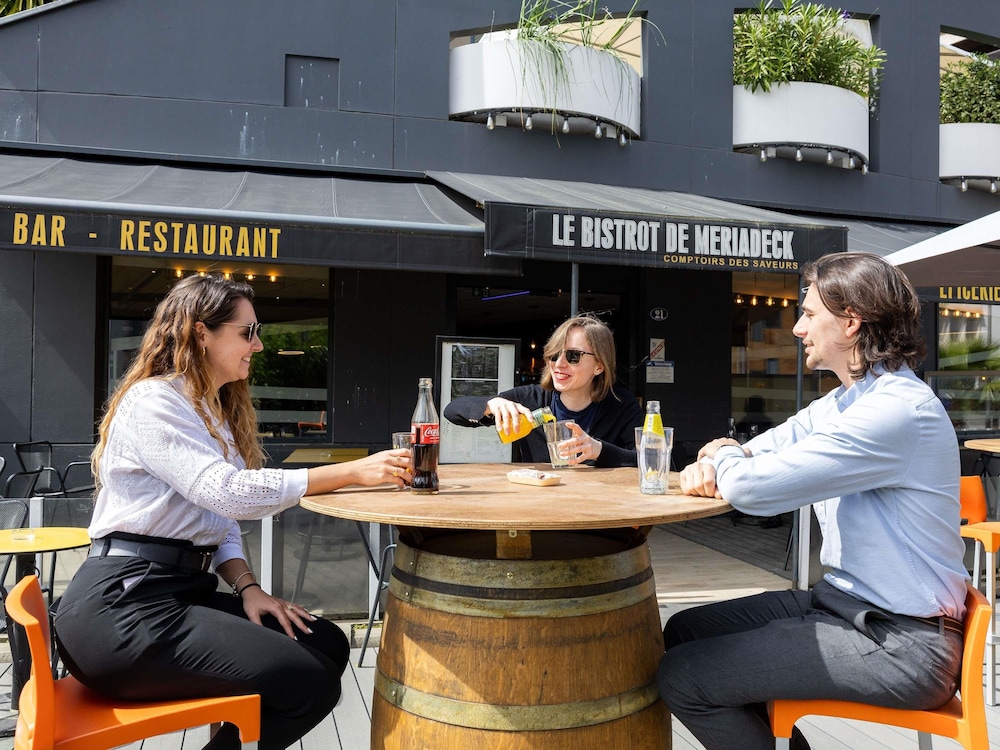 Ibis Bordeaux Centre Meriadeck 12/70