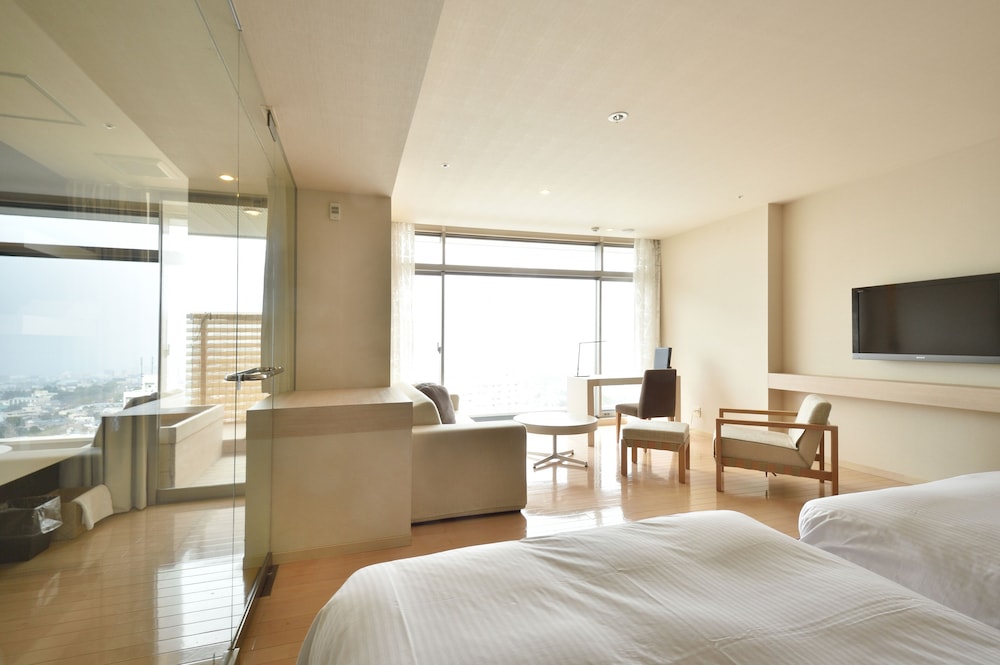 Suginoi Hotel 36/76