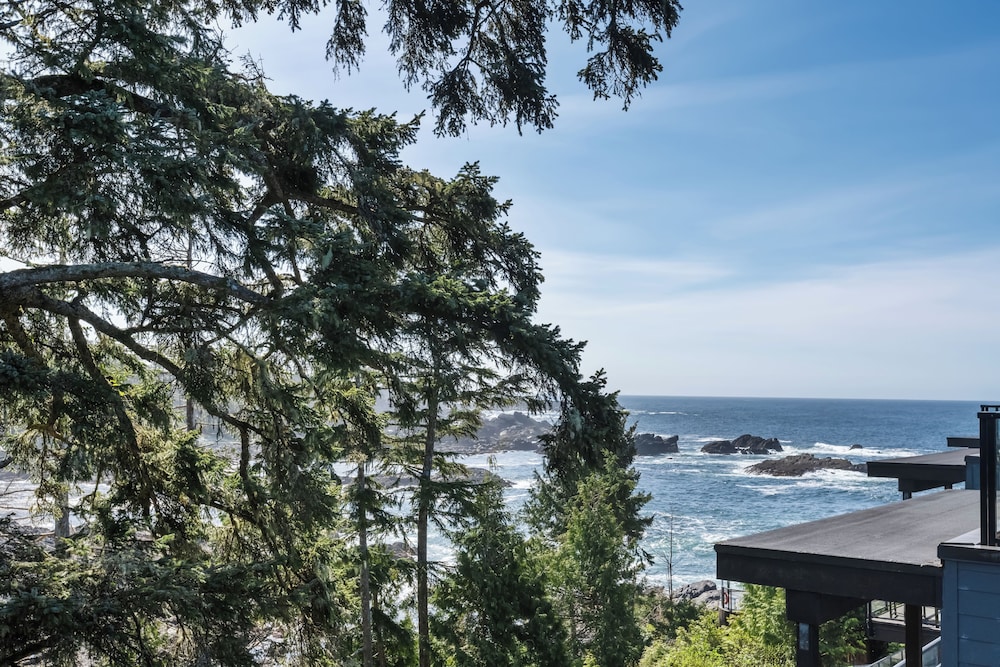 Black Rock Ocean Front Resort 62/69