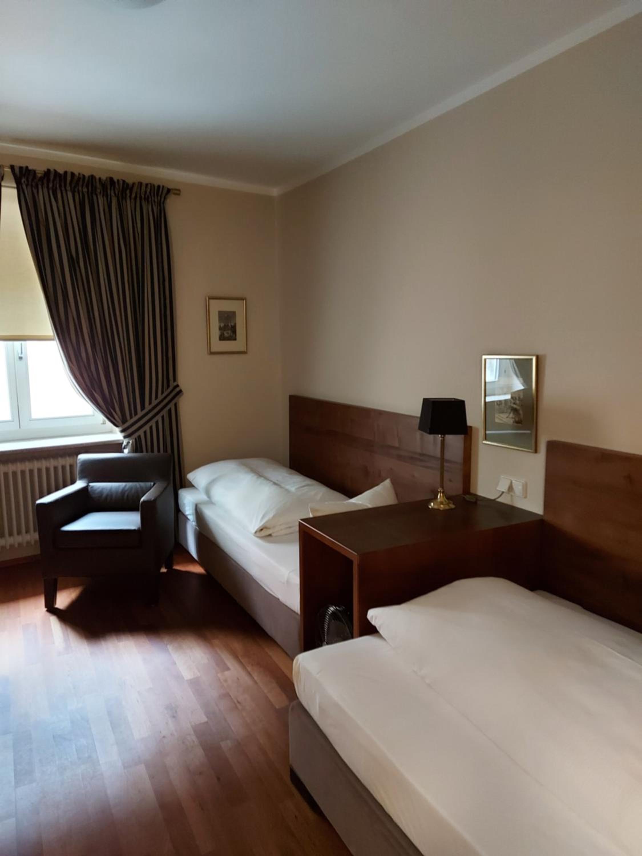 Hotel Kaiserhof am Dom 22/59