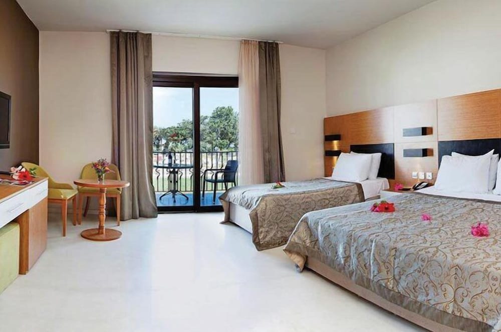 Sempati Hotel 15/44