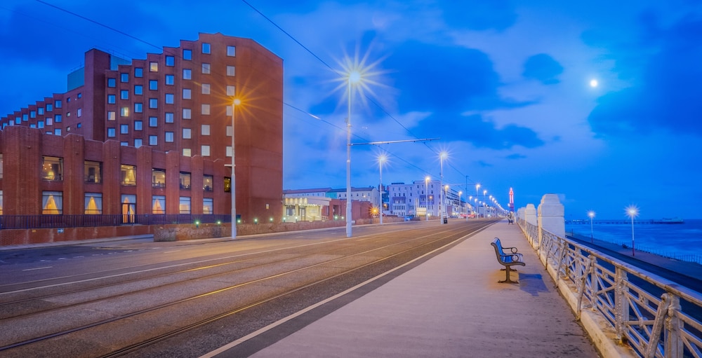 Grand Hotel Blackpool 3/50
