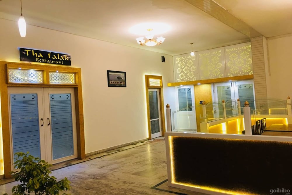 Hotel Chanakya 3/17