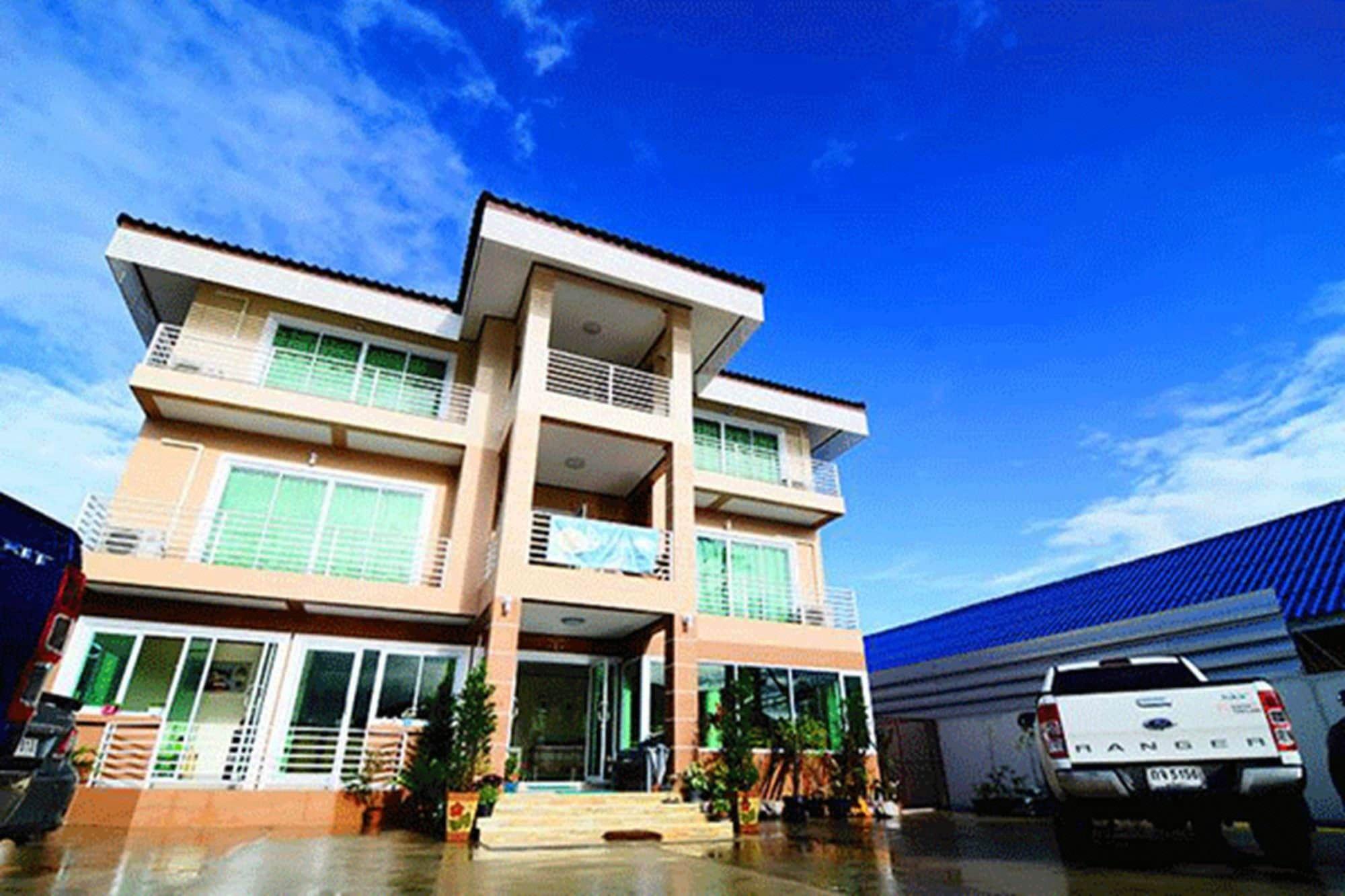 Laksasuk House 2/21
