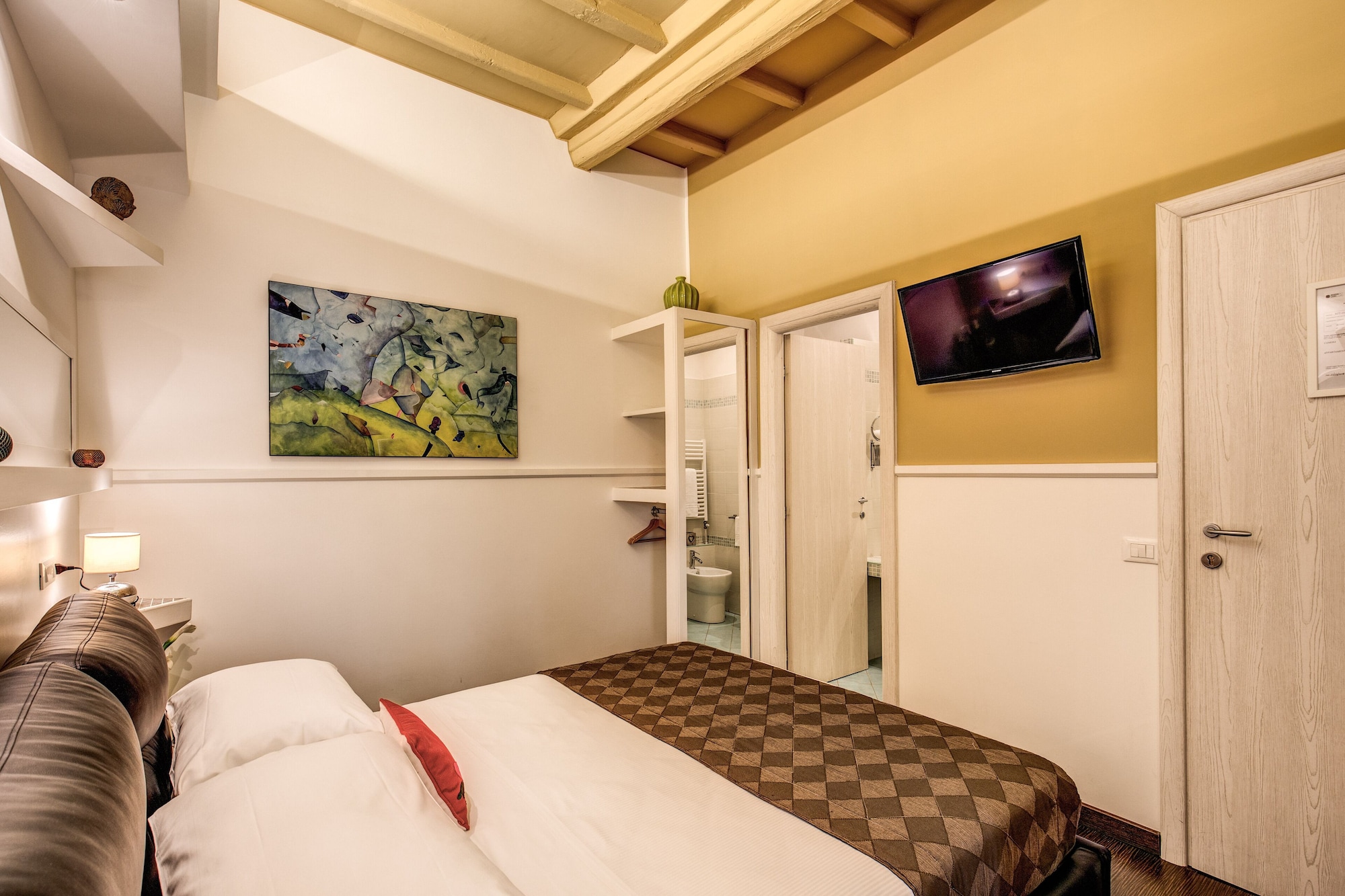 Superior, 1 Double and 1 Single Bed