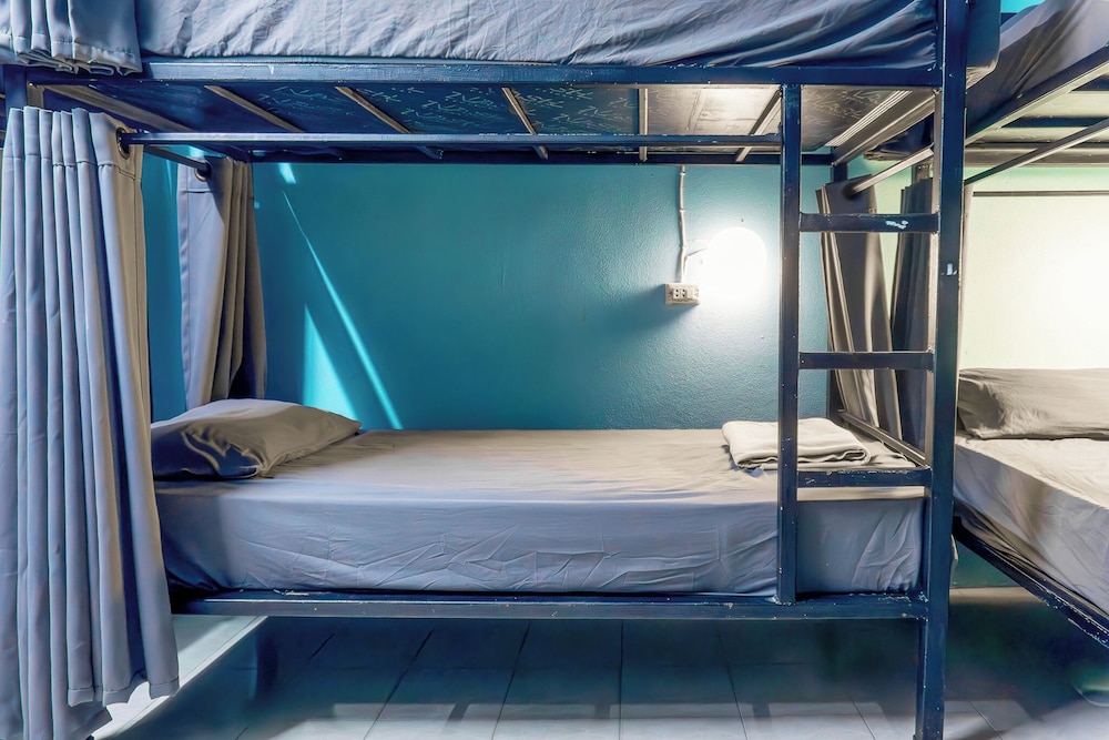 Echo Beach Backpackers 17/50