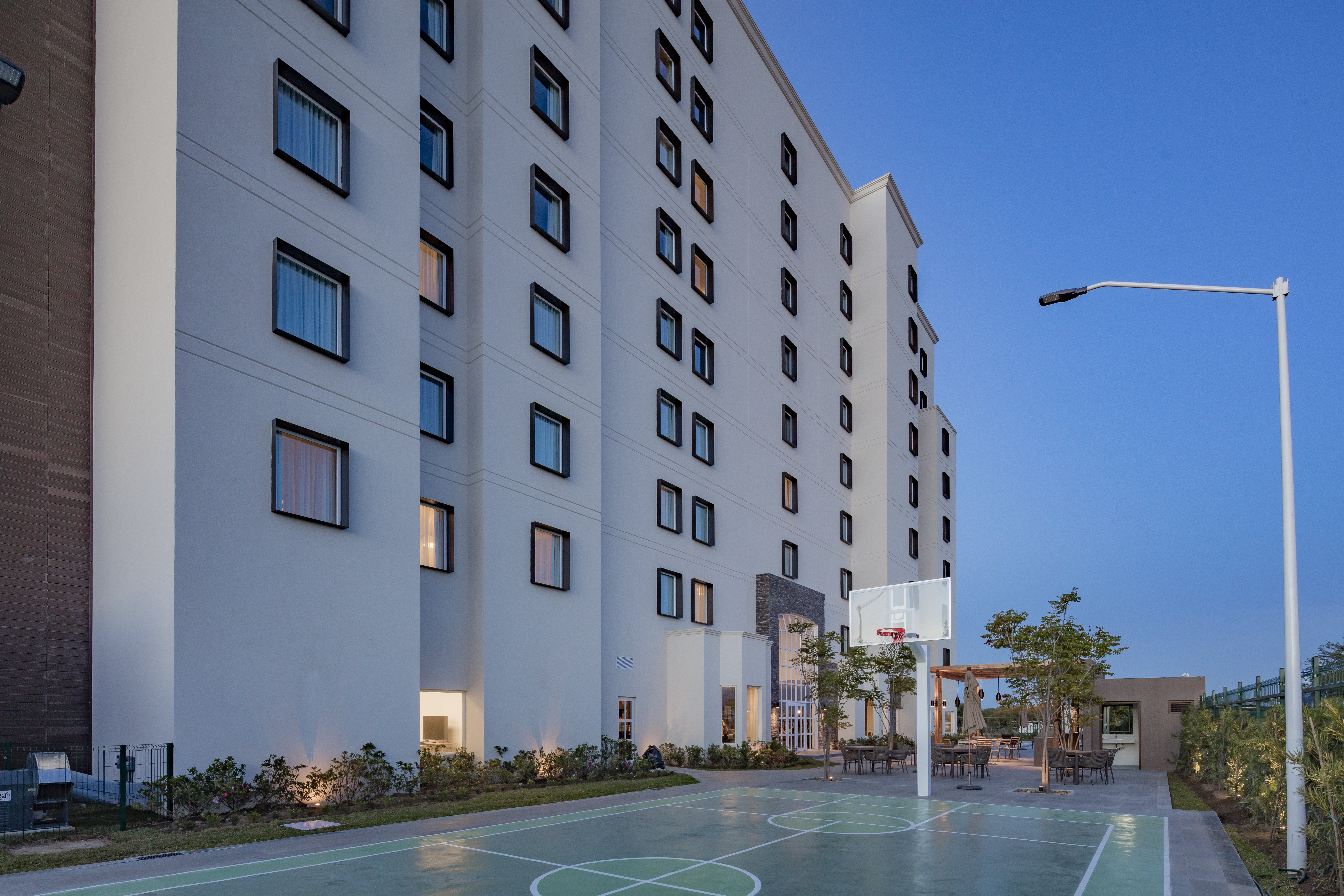 Staybridge Suites Silao 10/60