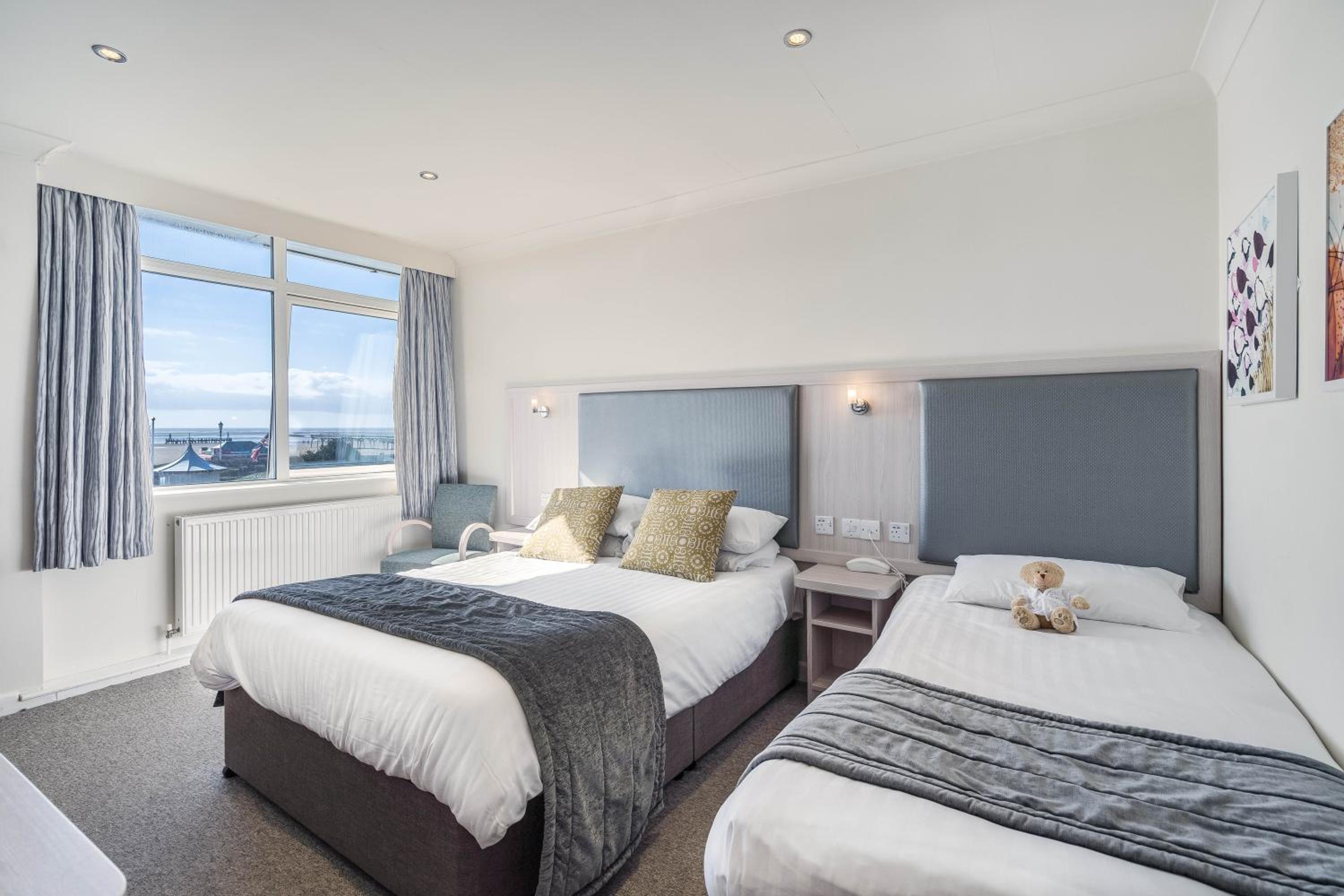 Room, Triple, Sea View
