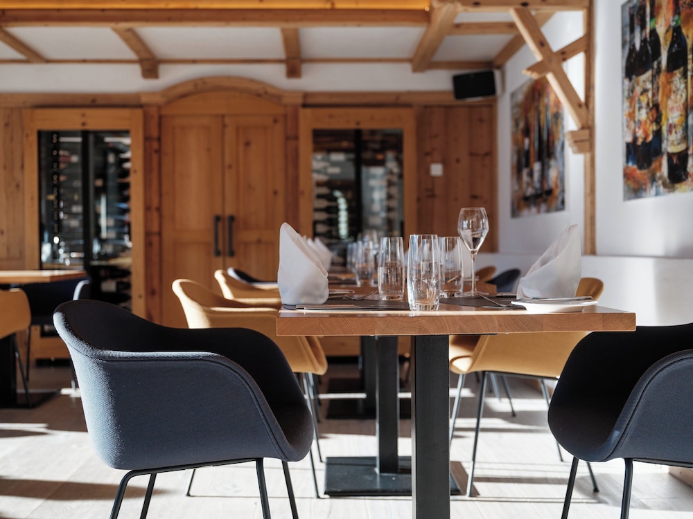 Chalet Hotel Schonegg 38/49