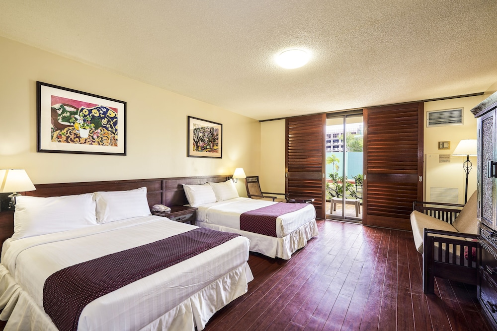 Pacific Islands Club Saipan 14/50