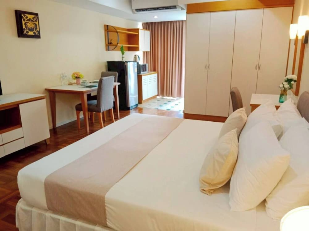 Sky Place Serviced Apartment 19/35