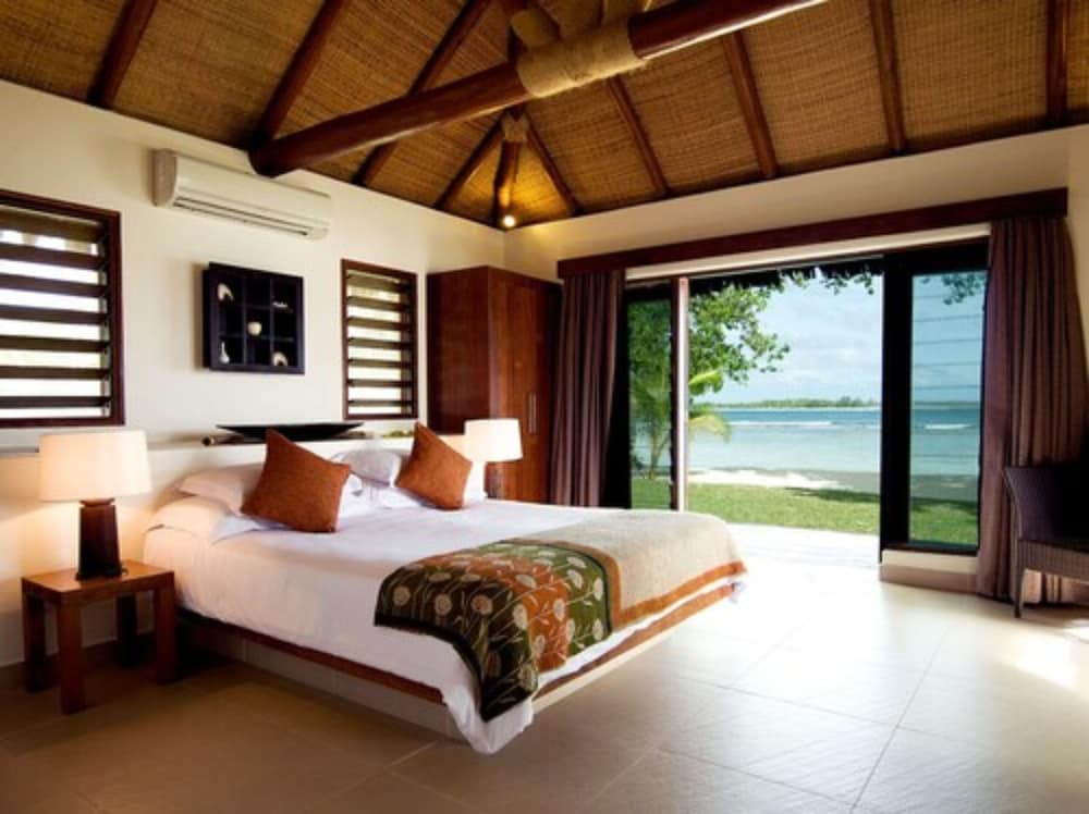 ERATAP BEACH RESORT 5/50
